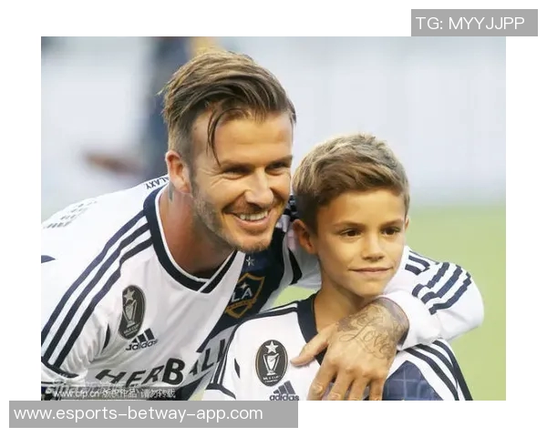 足球球星穿13号球衣的传奇人物及其背后故事揭秘